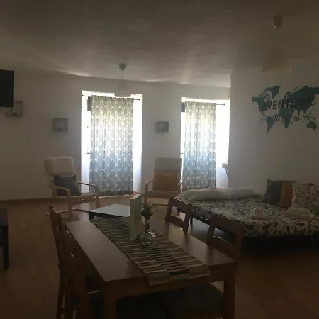 Apartment Marques De Pombal 55 *